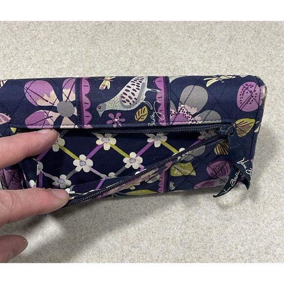 Vera Bradley Large Trifold Wallet Magnetic Closure, Purple Multi-Card Holder - Picture 5 of 11